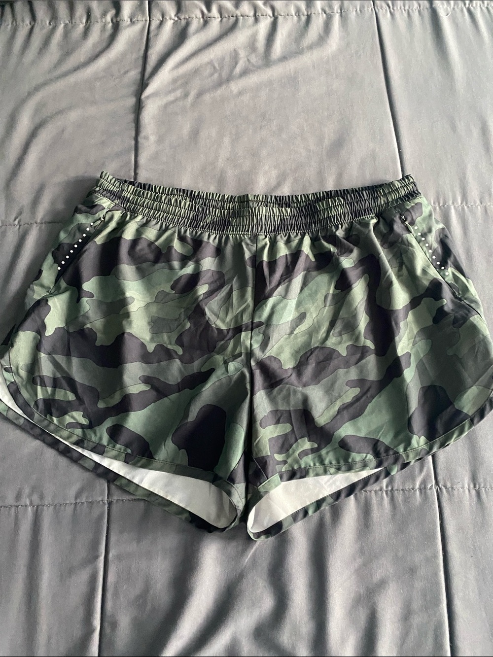 ⭐️4/$20⭐️ Old Navy Green Camo Athletic Shorts